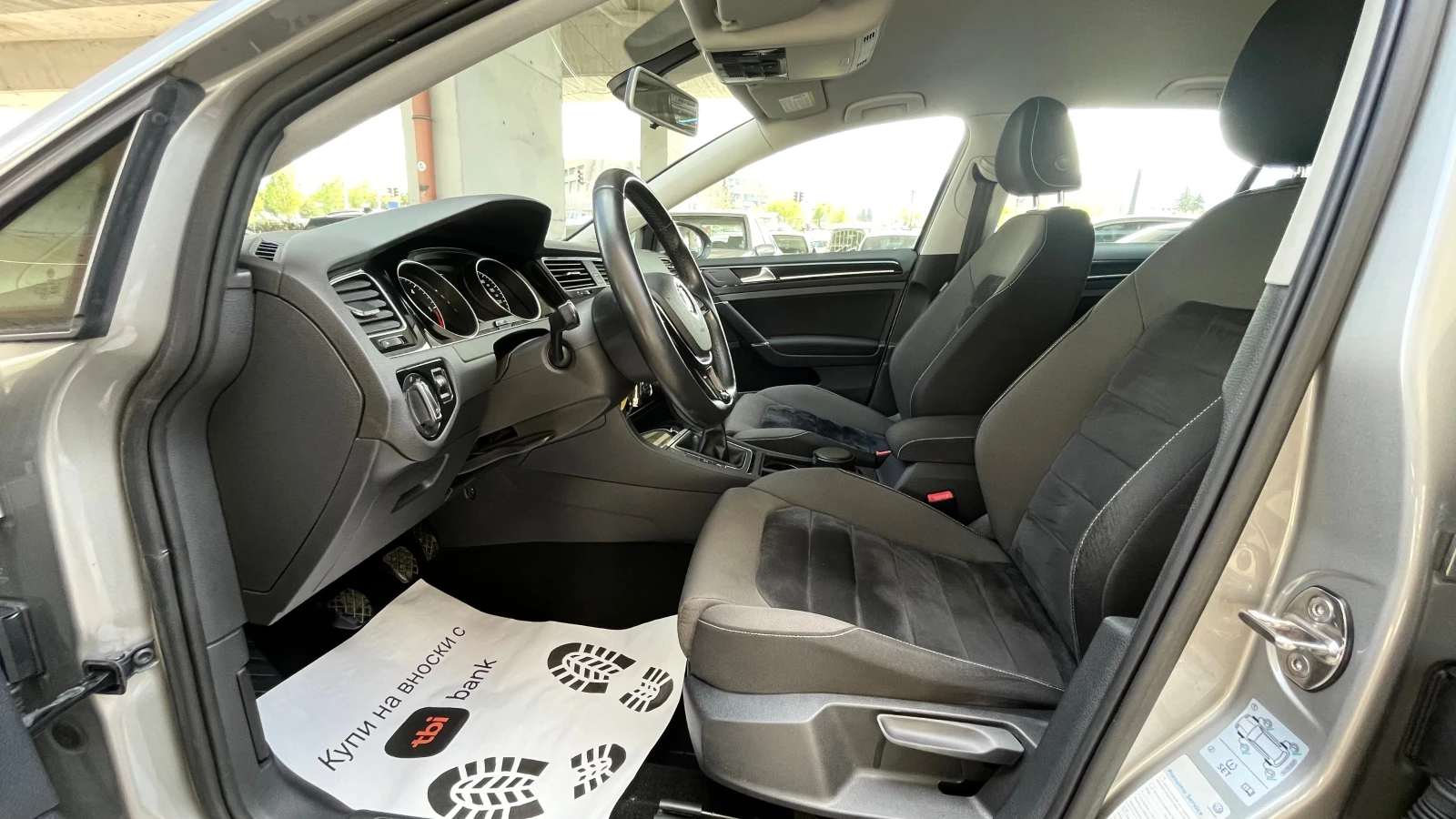 VW Golf 4x4 СЕРВ. ДОК., снимка 12 - Автомобили и джипове - 54344207