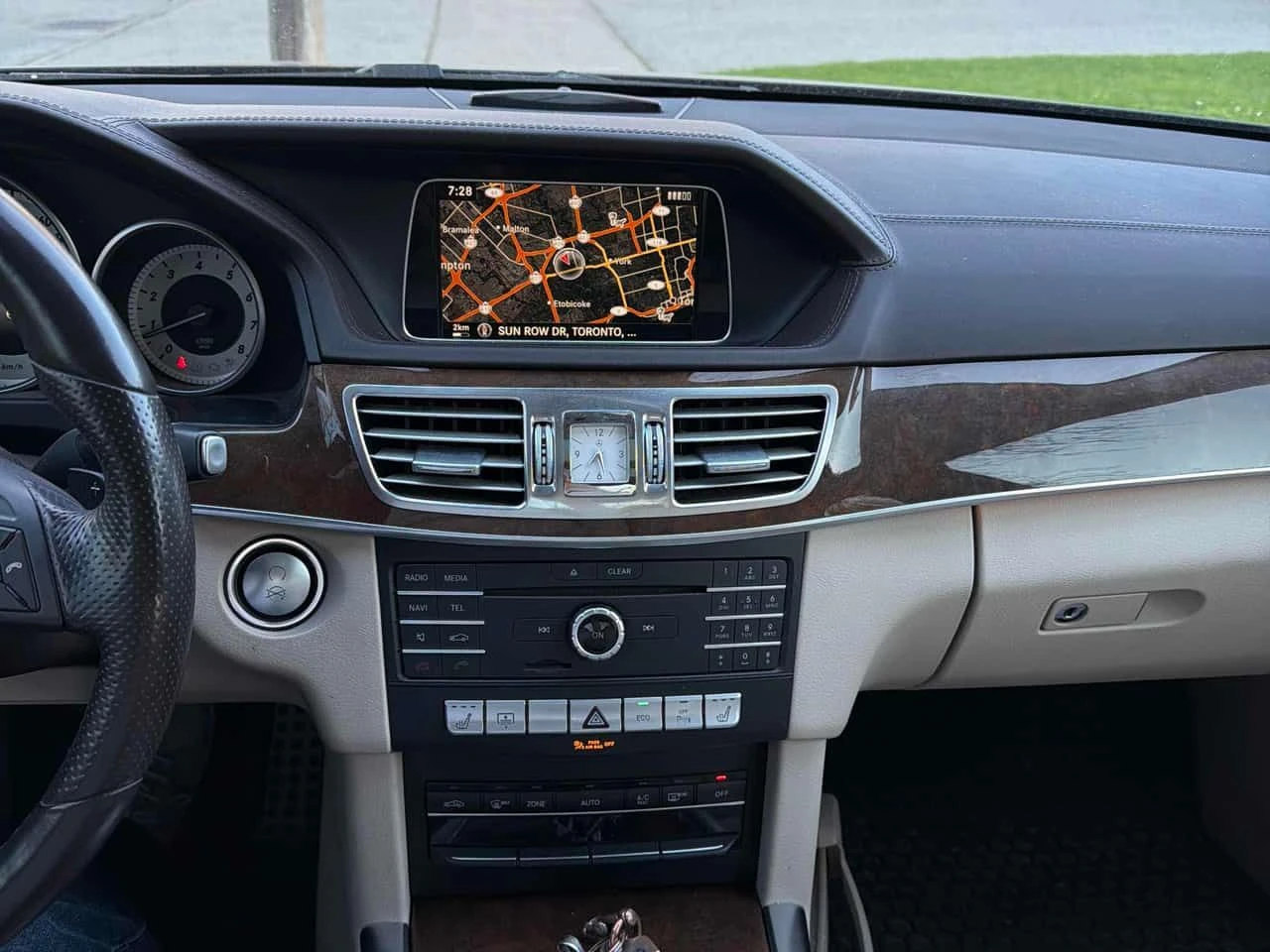 Mercedes-Benz E 400 CARFAX /DISTRONIC/��������  | Mobile.bg � ����������� 9
