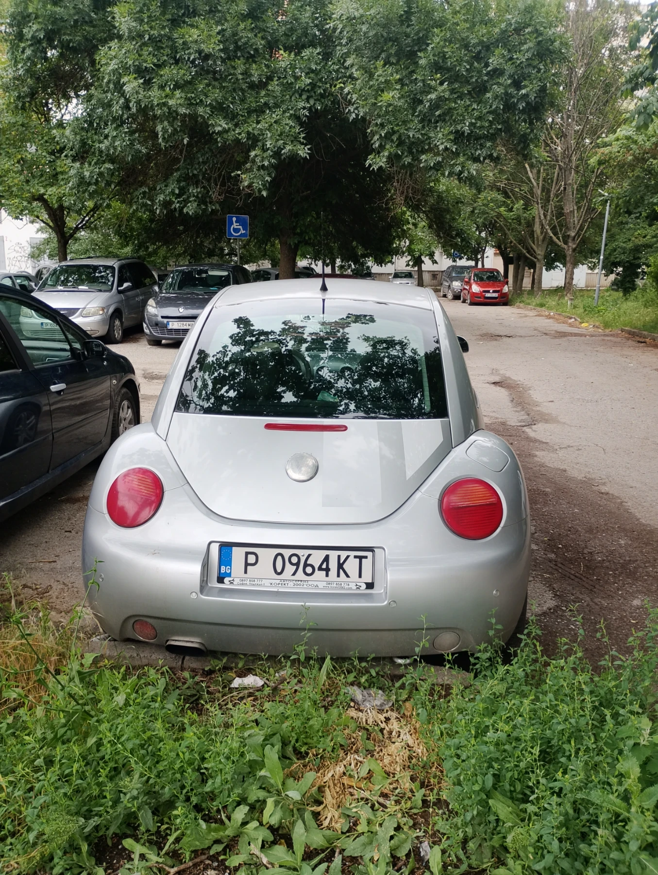 VW New beetle 1.9 tdi, снимка 2 - Автомобили и джипове - 54885613