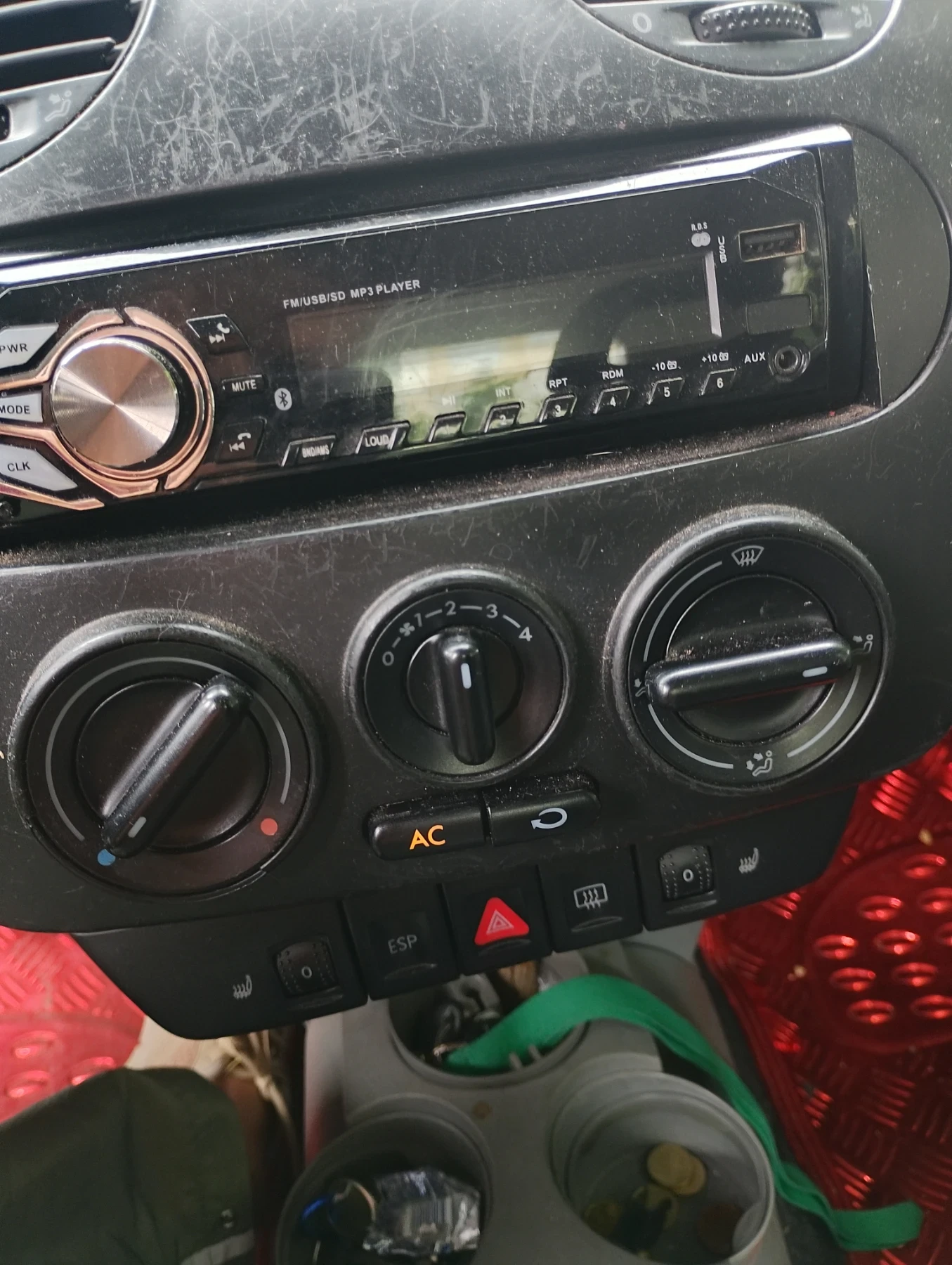 VW New beetle 1.9 tdi, снимка 10 - Автомобили и джипове - 54885613