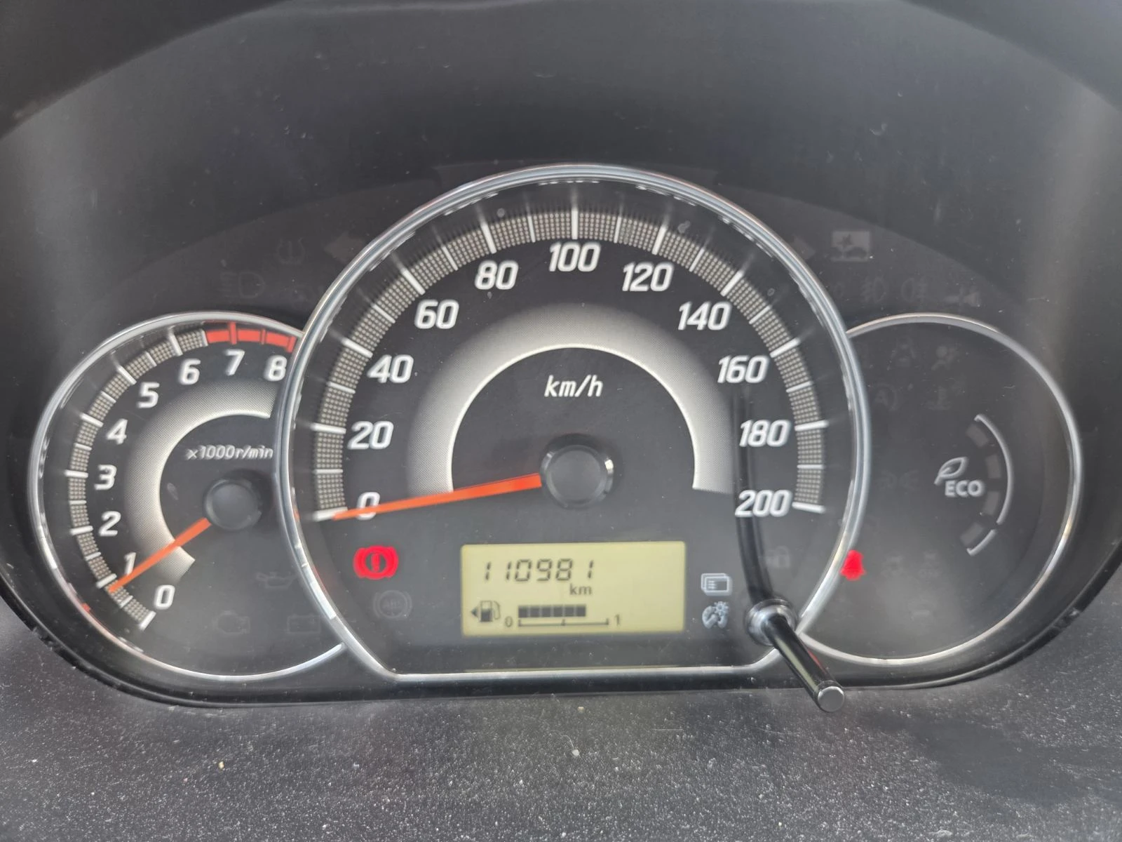 Mitsubishi Space star 1.2 ClearTec , снимка 6 - Автомобили и джипове - 54984846