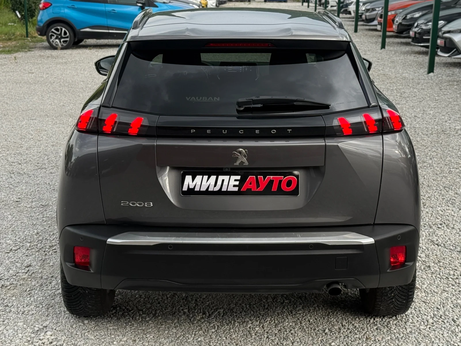 Peugeot 2008 1.2 PureTech , снимка 4 - Автомобили и джипове - 55193817