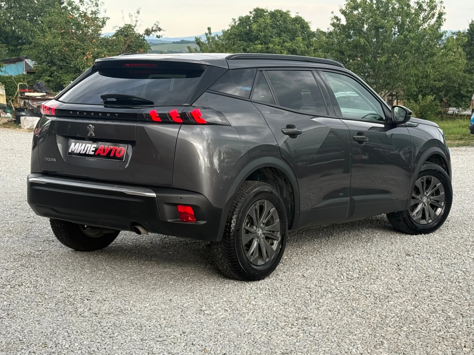 Peugeot 2008 1.2 PureTech , снимка 2 - Автомобили и джипове - 55193817