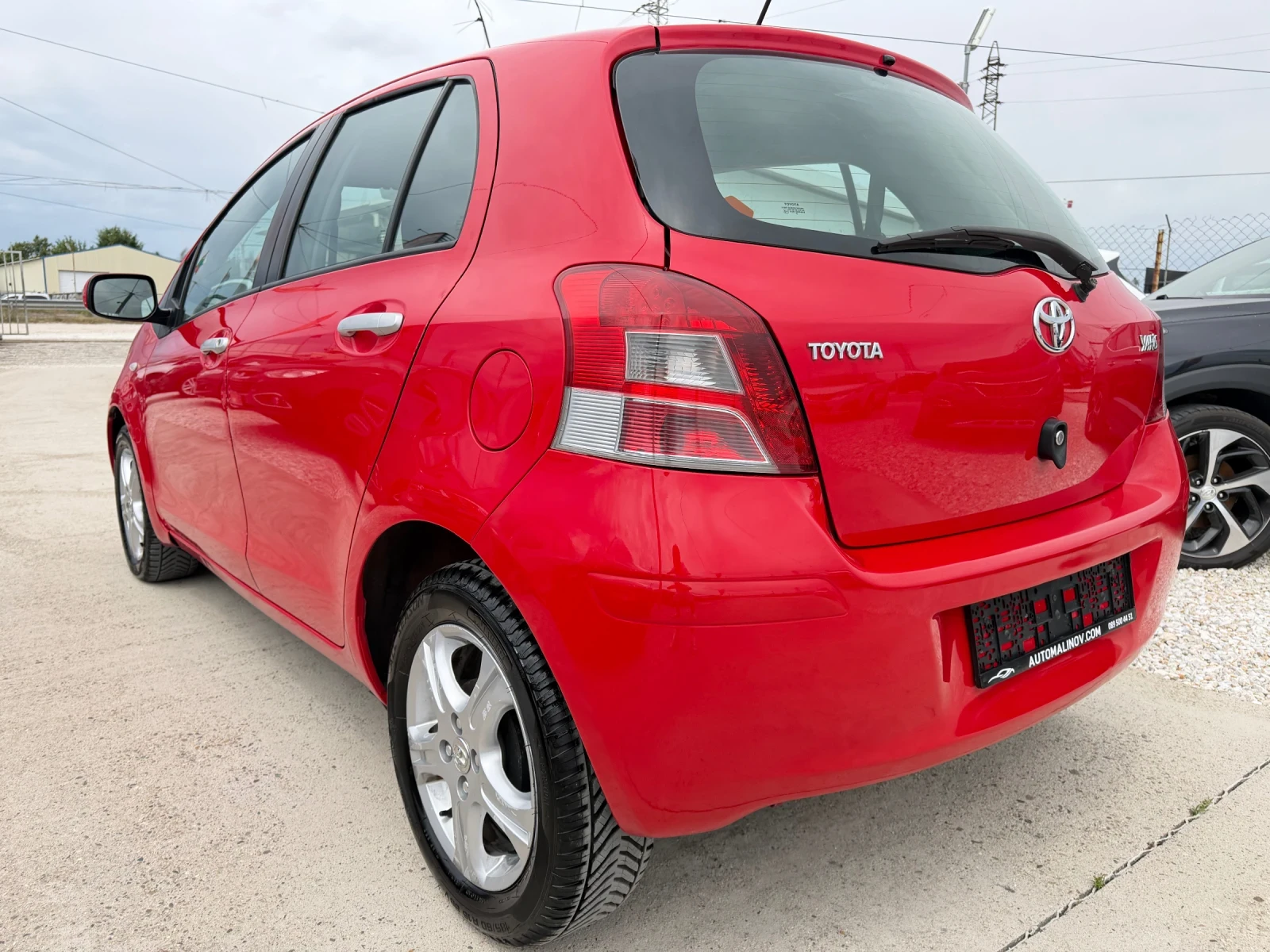 Toyota Yaris 1.33, 100k.c, 6 ck, Италия, снимка 6 - Автомобили и джипове - 55436967