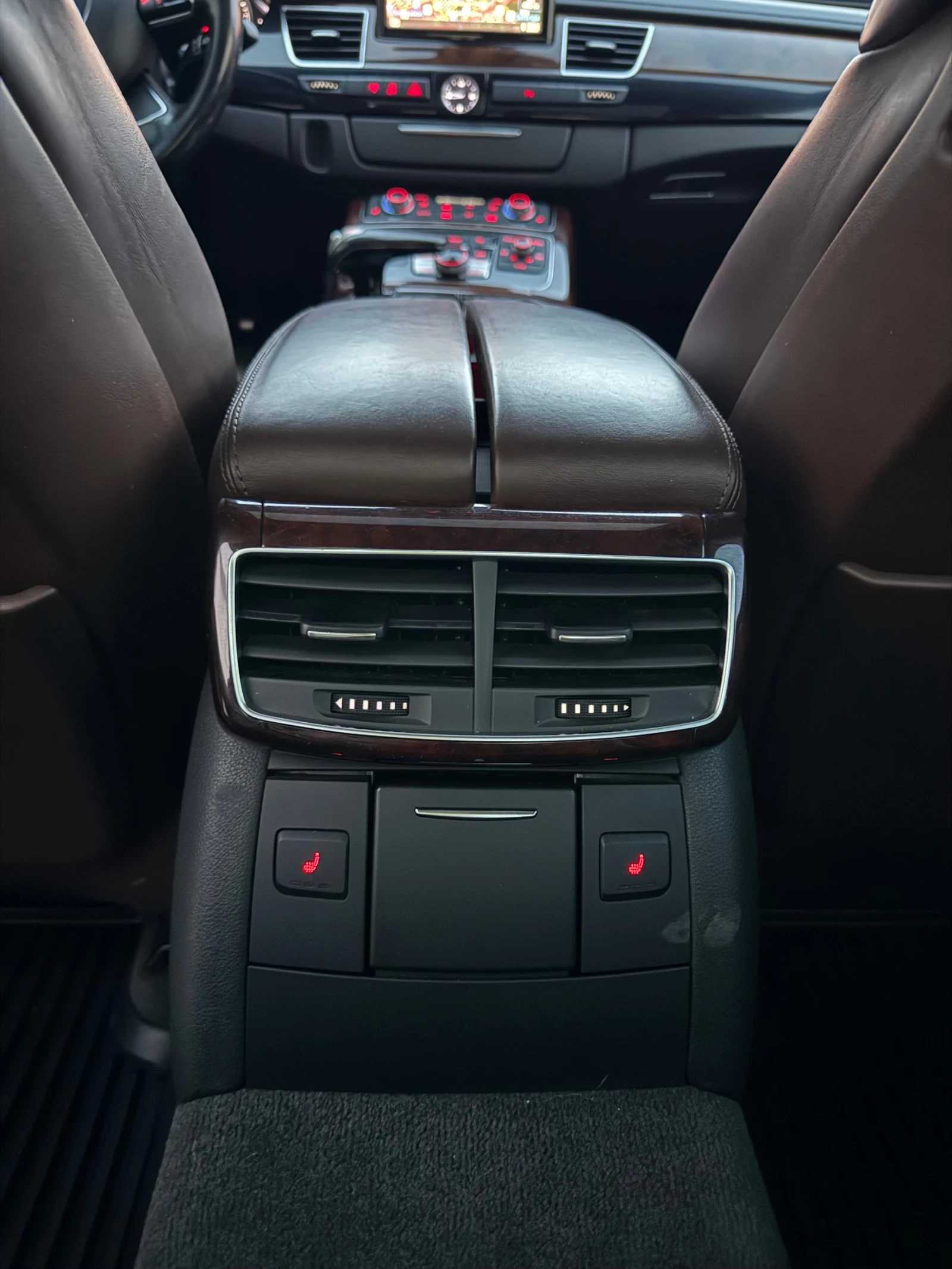 Audi A8 4.2TDI S8 optic Desing Selection FULL LED, снимка 14 - Автомобили и джипове - 55789668