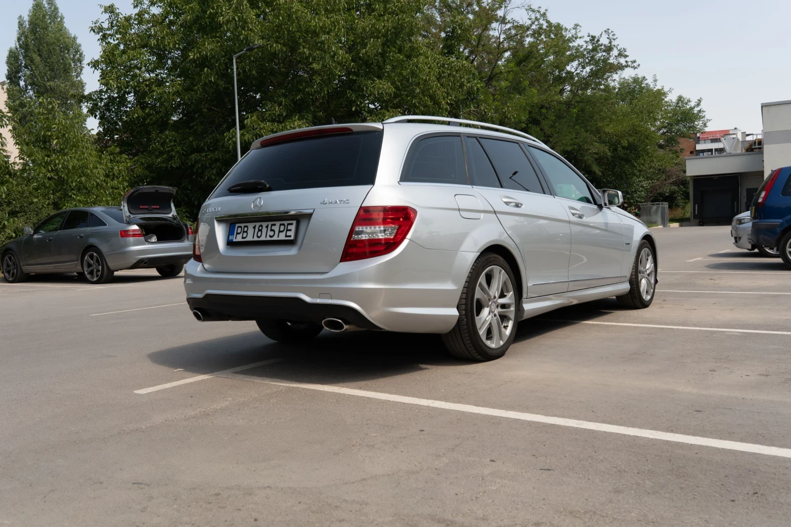 Mercedes-Benz C 300 AMG pack, снимка 3 - Автомобили и джипове - 55925266