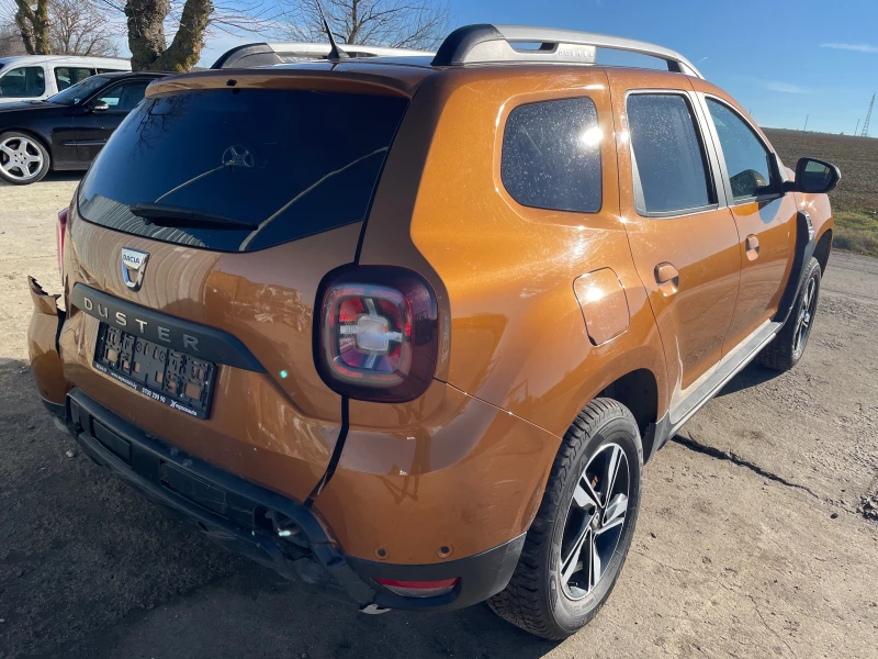 Dacia Duster 1.5 Blue DCI, снимка 6 - Автомобили и джипове - 48620568