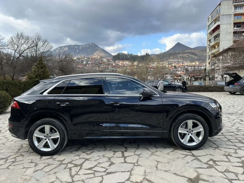 Audi Q8 55TFSI S-line/PROGRESSIVE/85хил.км/360/Пано/Обдух, снимка 4 - Автомобили и джипове - 49351219