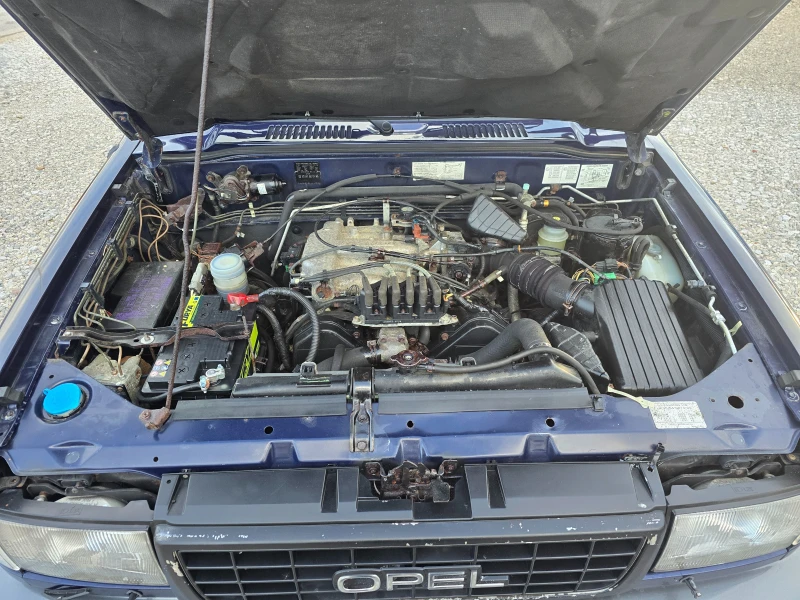 Opel Monterey 3.2 БЕНЗИН 4X4 КЛИМАТИК, снимка 16 - Автомобили и джипове - 52411028