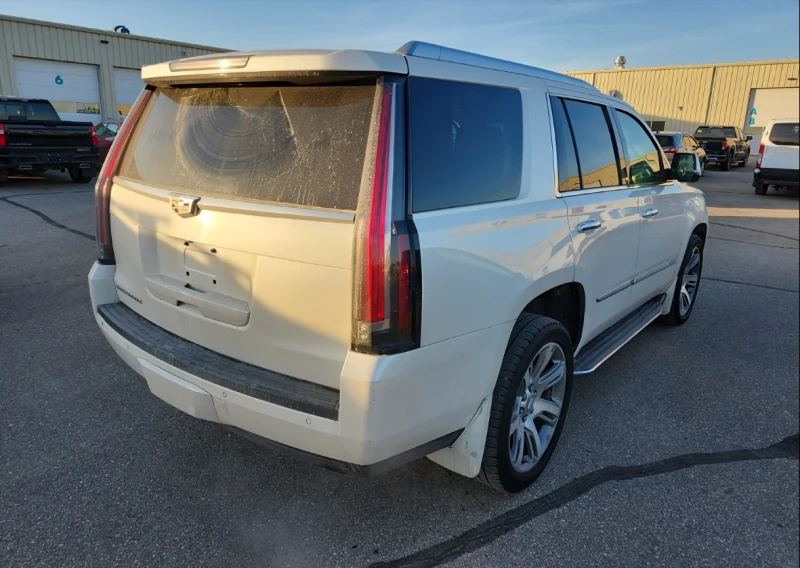 Cadillac Escalade LUXURY, снимка 3 - Автомобили и джипове - 52457771