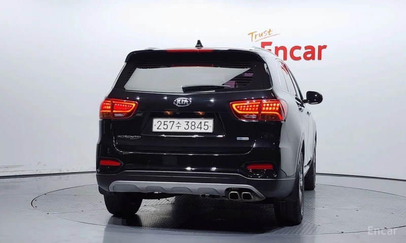 Kia Sorento, снимка 4 - Автомобили и джипове - 53231193
