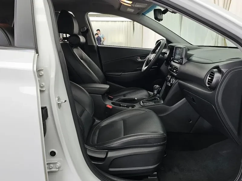 Hyundai Kona 1.6, снимка 11 - Автомобили и джипове - 54627028