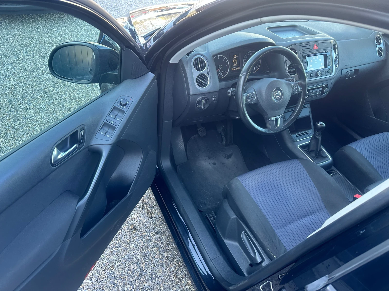 VW Tiguan 2.0 TDI NAVI - изображение 7