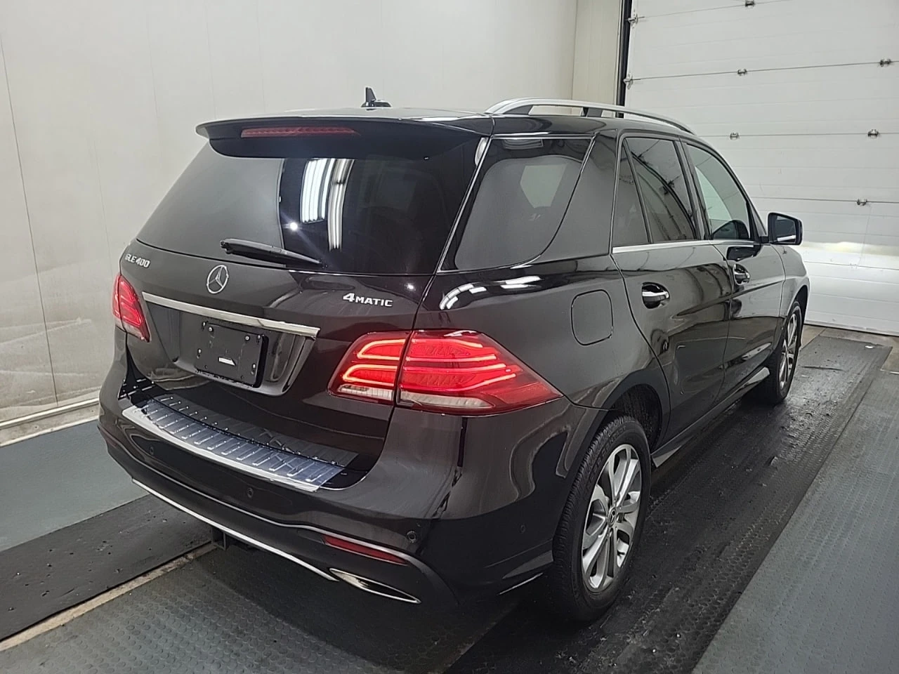 Mercedes-Benz GLE 400 * АВТО КРЕДИТ* ЦЕНА ДО БГ * CARFAX *  - изображение 6