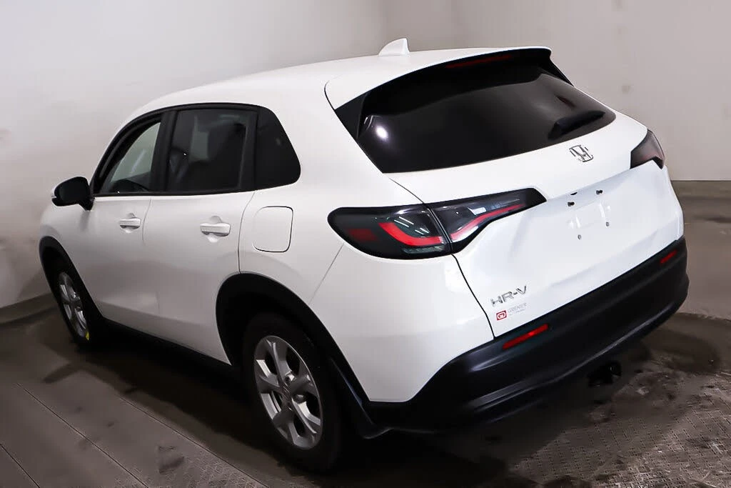 Honda Hr-v LX* FWD* АвтоКредит* (ЦЕНА ДО БГ), снимка 4 - Автомобили и джипове - 54139003