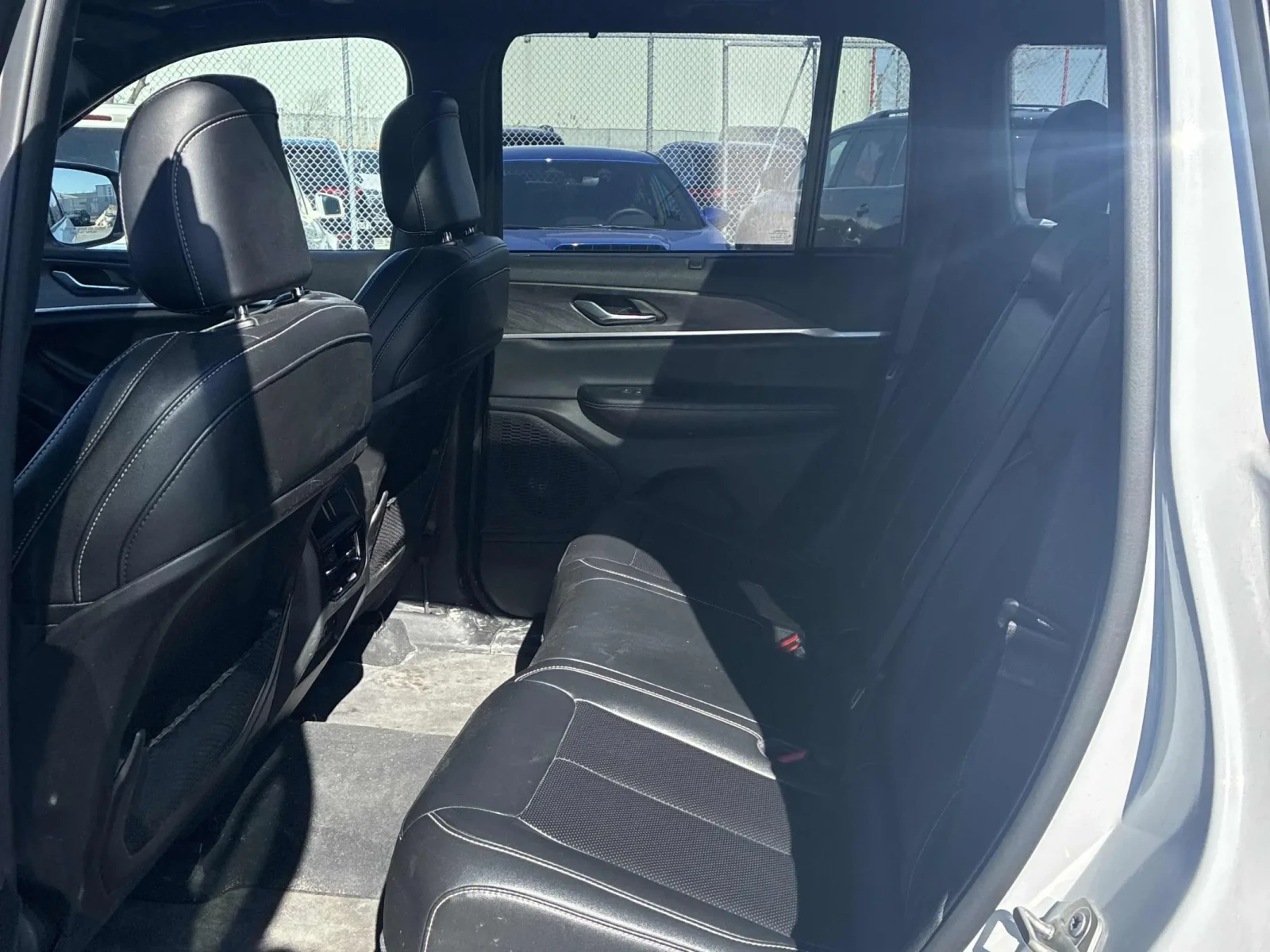 Jeep Grand cherokee Limited * * CARFAX * * АВТО КРЕДИТ * * , снимка 10 - Автомобили и джипове - 54156339