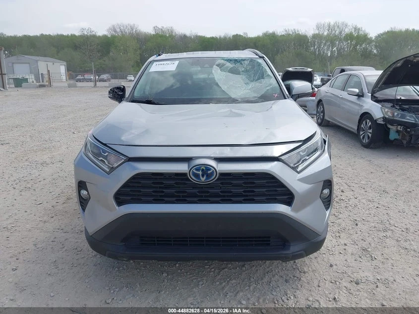 Toyota Rav4 2.5l Hybrid Xle, снимка 13 - Автомобили и джипове - 54307493