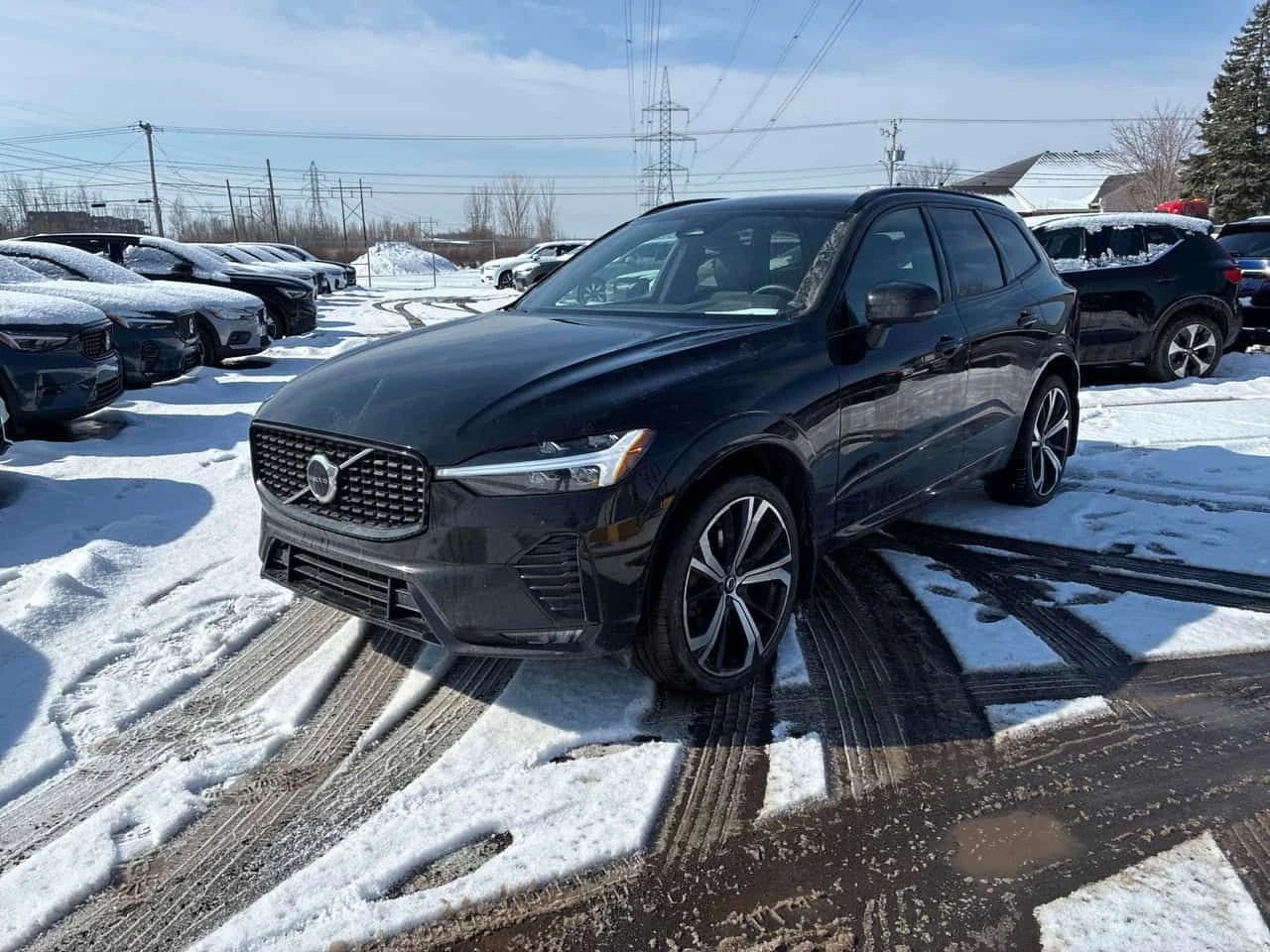 Volvo XC60 * R Design * DISTRONIC* PANO* + ГУМИ 