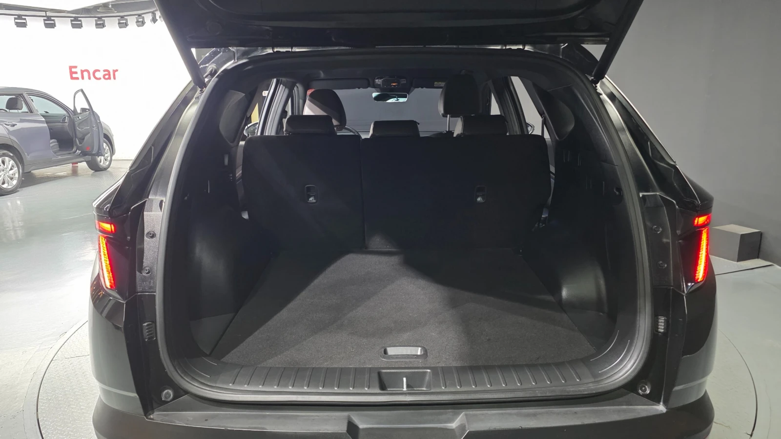 Hyundai Tucson | Platinum IV | 360 Камера | Кожа | Подгрев и Обду, снимка 17 - Автомобили и джипове - 54676231