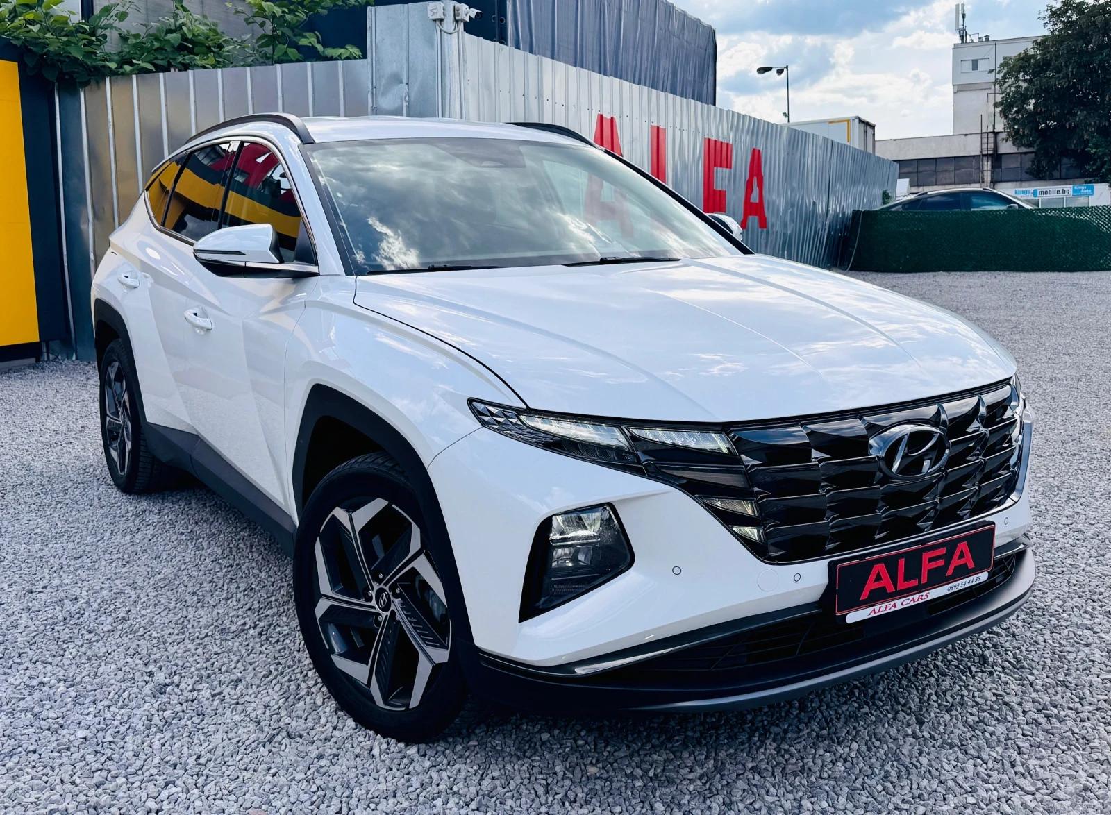 Hyundai Tucson 1.6i/4x4/PLUG-IN ХИБРИД/KATO НОВА/ОБСЛУЖЕНА///, снимка 5 - Автомобили и джипове - 54833903