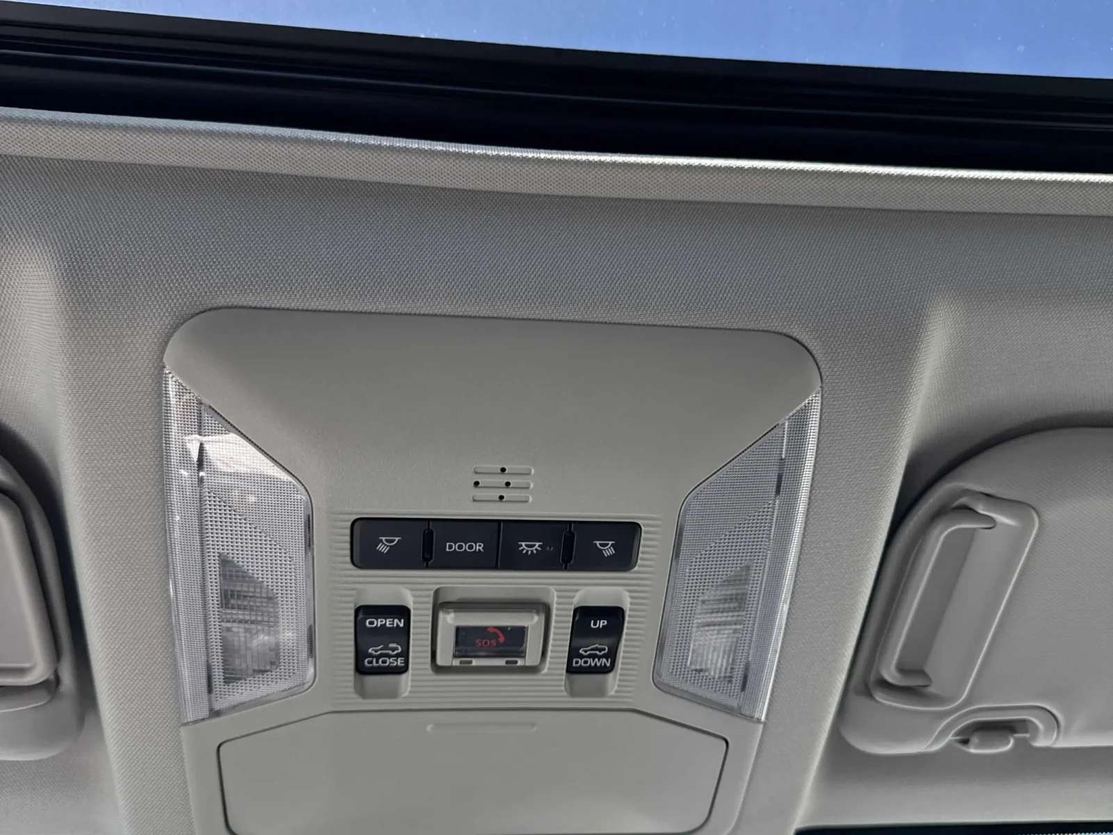 Toyota Rav4 Hybrid Limited * FULL * CARFAX, снимка 11 - Автомобили и джипове - 54991326