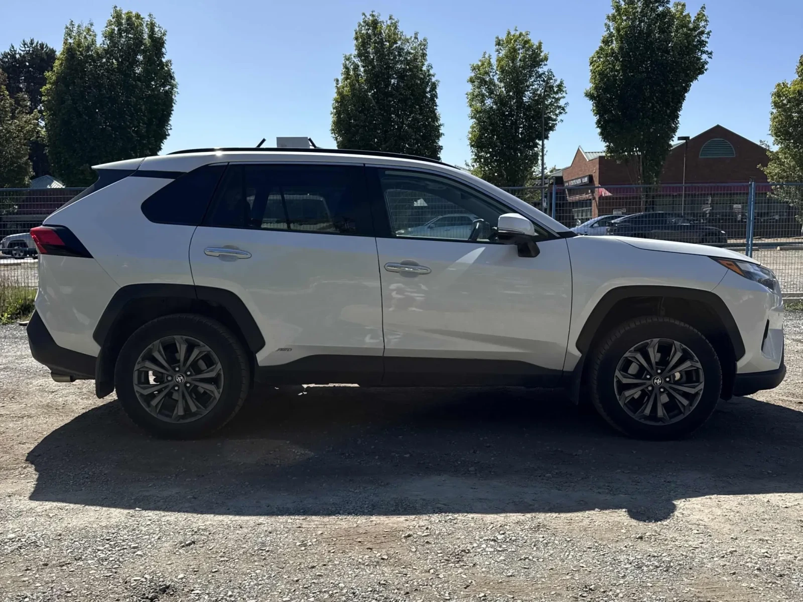 Toyota Rav4 Hybrid Limited * FULL * CARFAX, снимка 4 - Автомобили и джипове - 54991326