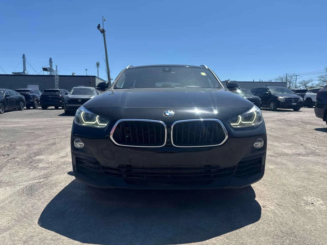 BMW X2 xDrive28i | CARFAX | БЕЗ ПЪРВОНАЧАЛНА ВНОСКА, снимка 2 - Автомобили и джипове - 55081703