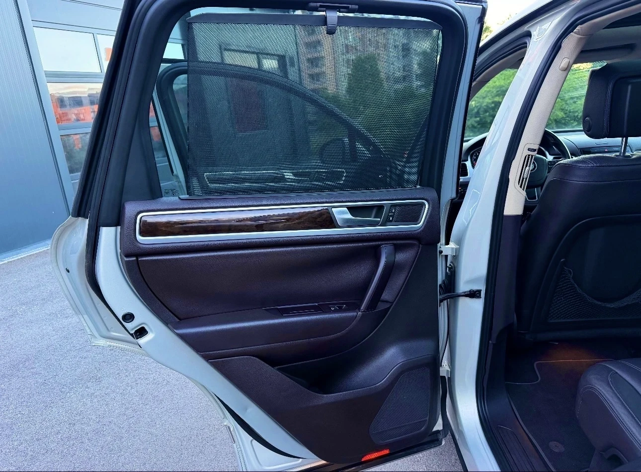 VW Touareg, снимка 9 - Автомобили и джипове - 55090792