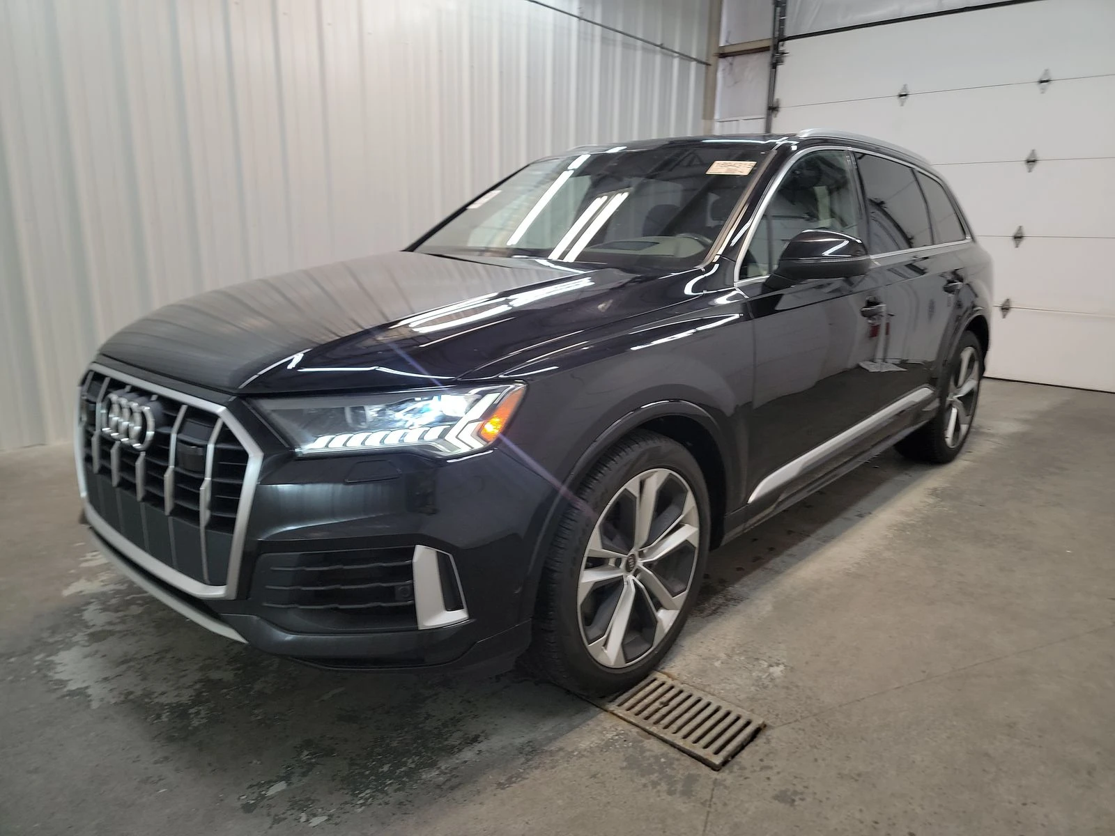 Audi Q7 Bang & Olufsen* Virtual Cockpit Plus* Head-Up* , снимка 2 - Автомобили и джипове - 55153463