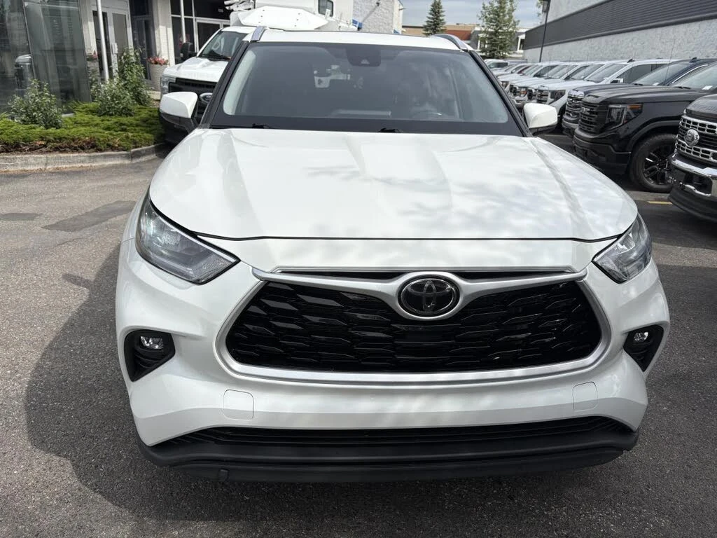 Toyota Highlander XLE AWD !FULL! PANORAMA, снимка 2 - Автомобили и джипове - 55174631