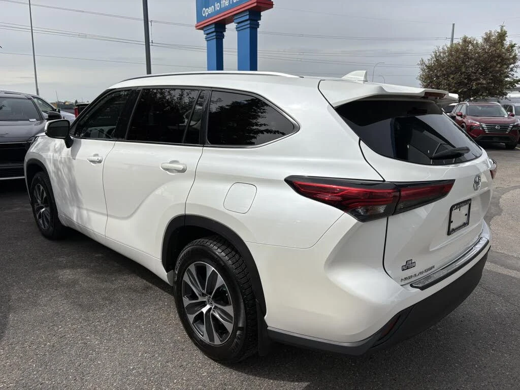 Toyota Highlander XLE AWD !FULL! PANORAMA, снимка 4 - Автомобили и джипове - 55174631
