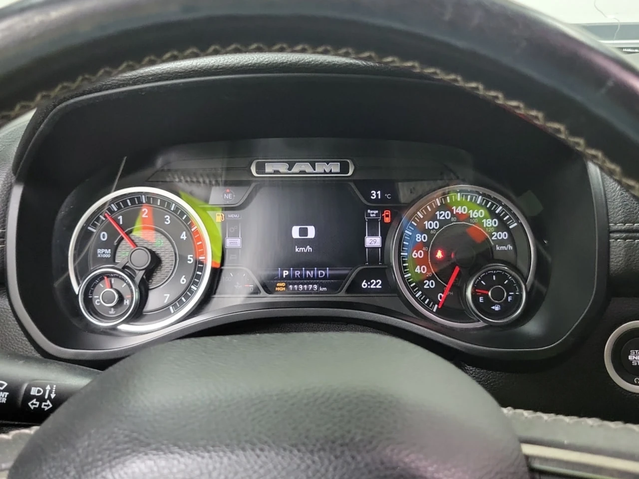 Dodge RAM 1500 SPORT CREW CAB SHORT BED, снимка 6 - Автомобили и джипове - 55524453
