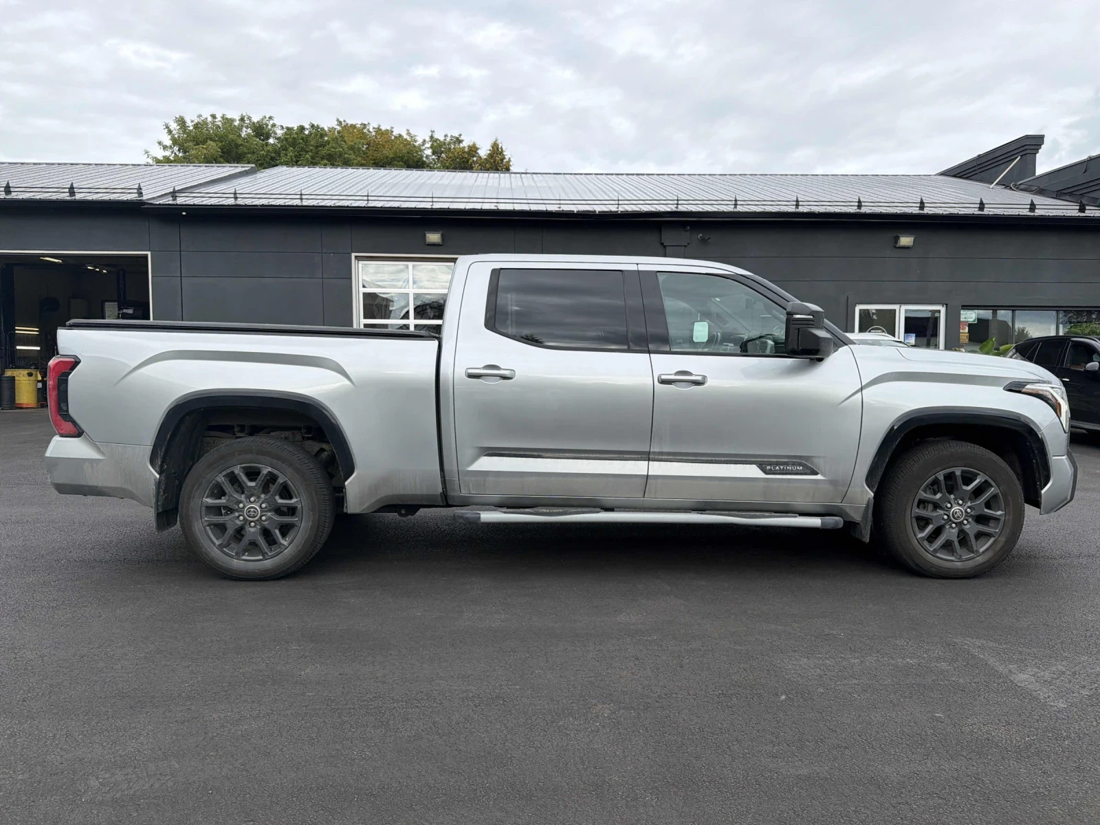Toyota Tundra Platinum* Twin-Turbo V6 i-FORCE* 360* HUD* Pano* О, снимка 4 - Автомобили и джипове - 55978526