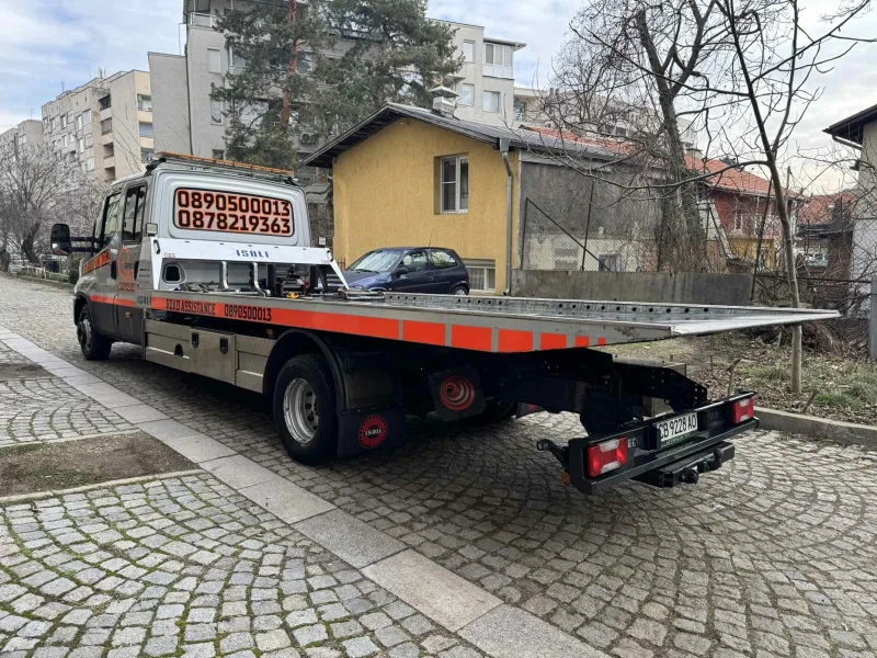 Iveco Daily 70C18/ЕВРО6/ISOLI-ПАДАЩ БОРД/7местен, снимка 7 - Камиони - 52864984
