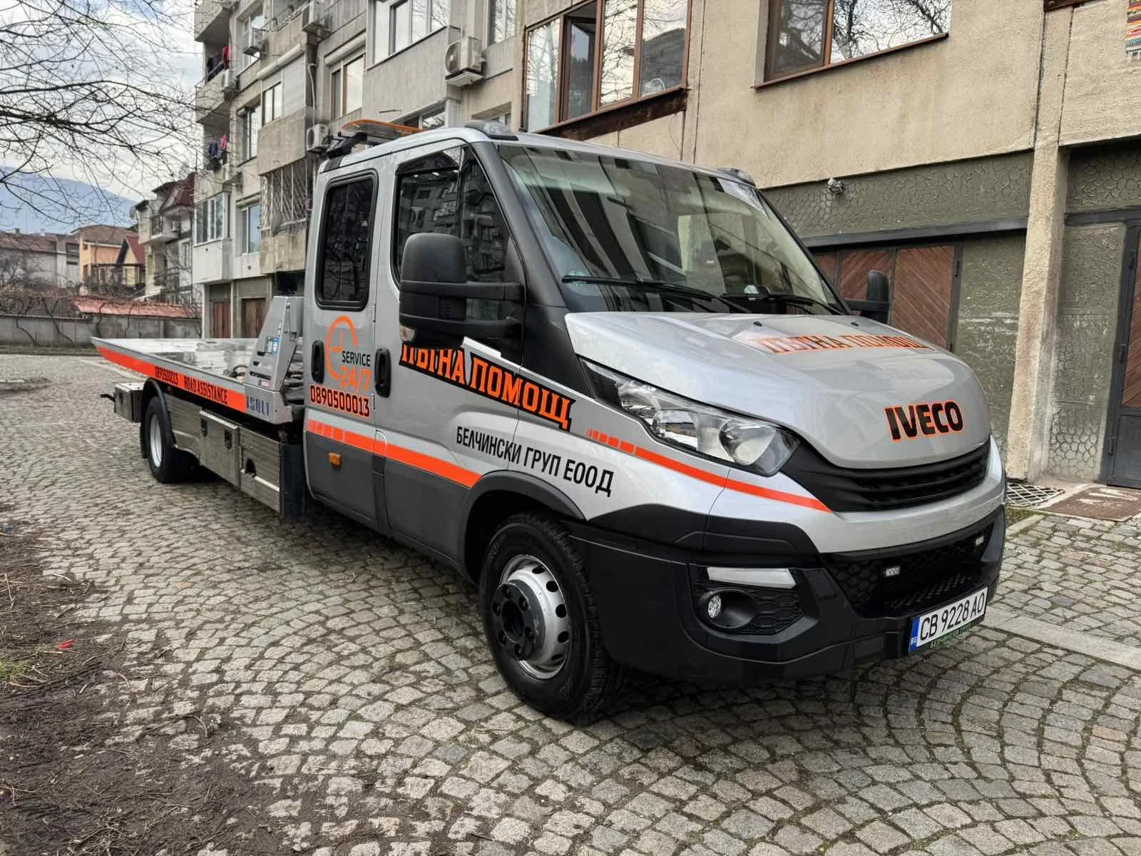 Iveco Daily 70C18/ЕВРО6/ISOLI-ПАДАЩ БОРД/7местен - изображение 4