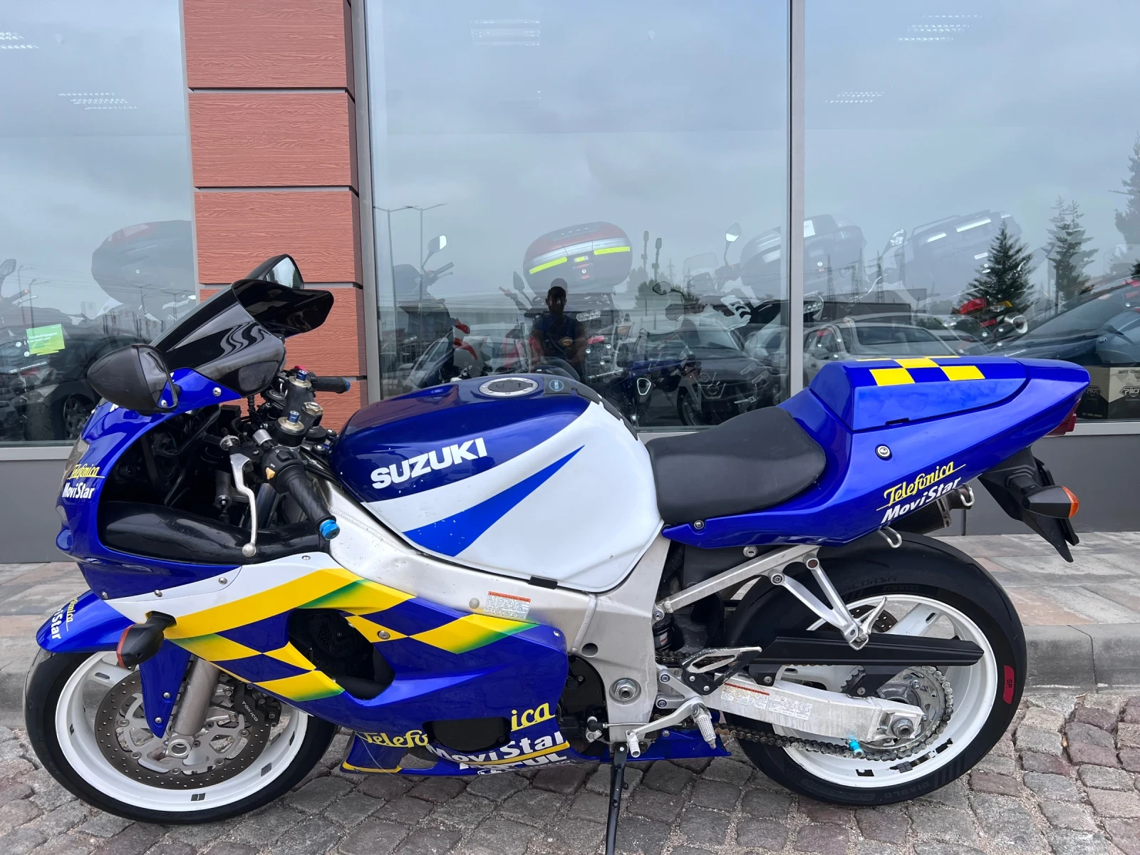 Suzuki Gsxr 600 - изображение 4