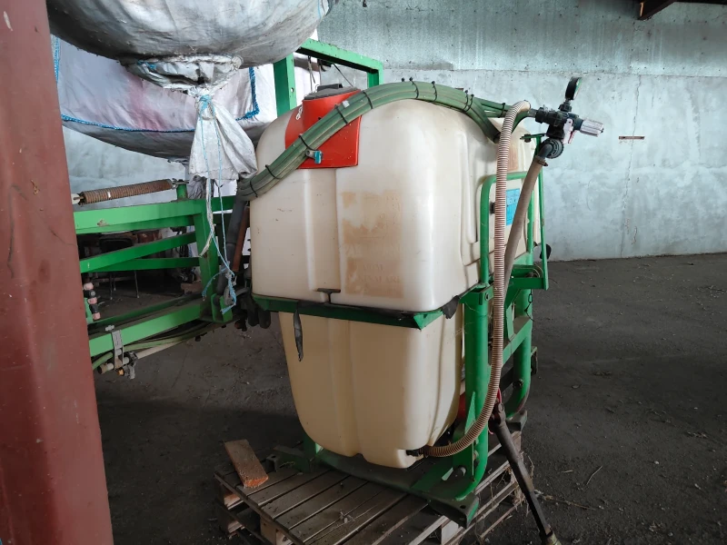 Пръскачка Parlayan 800L, снимка 11 - Селскостопанска техника - 51430458