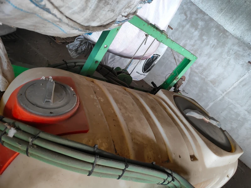 Пръскачка Parlayan 800L, снимка 12 - Селскостопанска техника - 51430458
