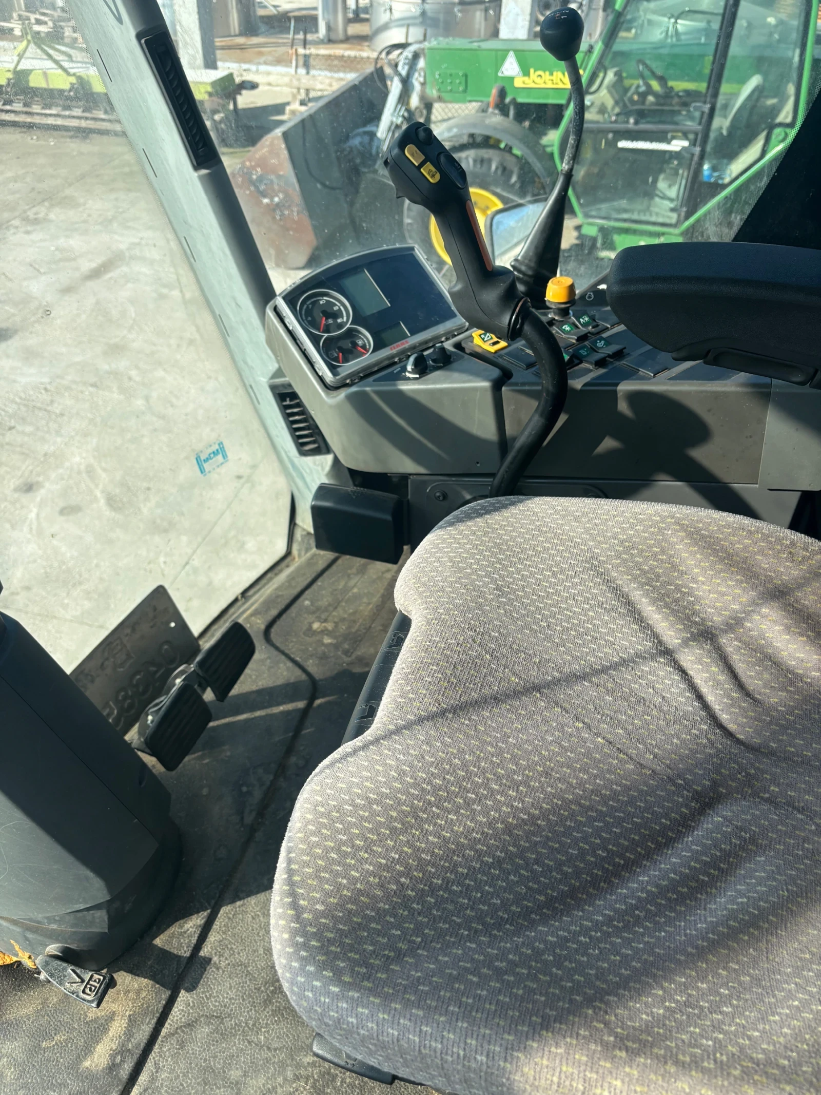  Claas Avero 240 | Mobile.bg   11