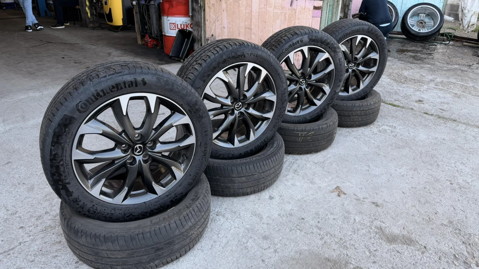 Гуми с джанти Continental 225/55R19