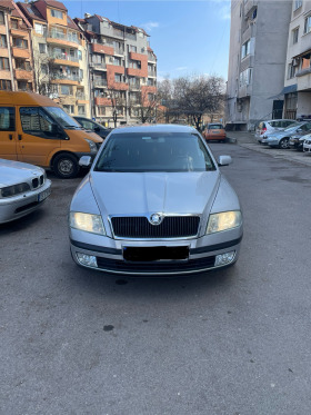 Skoda Octavia FSI, снимка 1 - Автомобили и джипове - 44598854