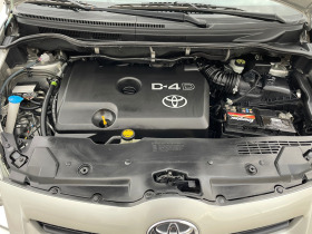 Toyota Corolla verso 2.2D4D, снимка 13