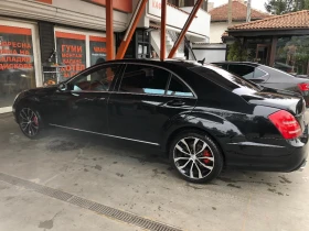 ������ Mercedes-Benz S 500