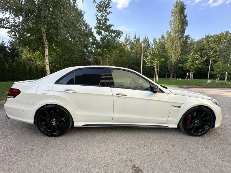 Mercedes-Benz E 63 AMG V8 Bi TURBO / 4 MATIC / ПАНОРАМА, снимка 8 - Автомобили и джипове - 47134527