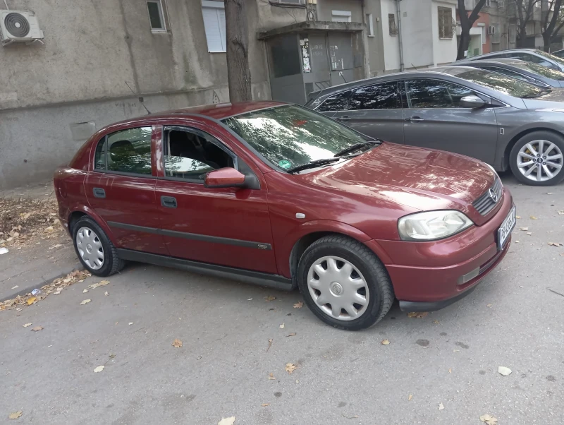 Opel Astra 1.6 моно, снимка 8 - Автомобили и джипове - 47965637