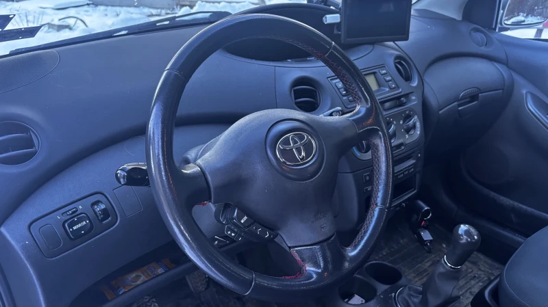 Toyota Yaris, снимка 6 - Автомобили и джипове - 48574790