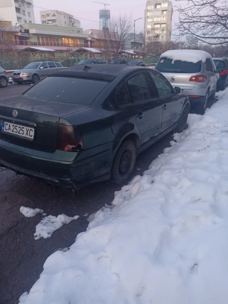 VW Passat, снимка 9 - Автомобили и джипове - 48877223