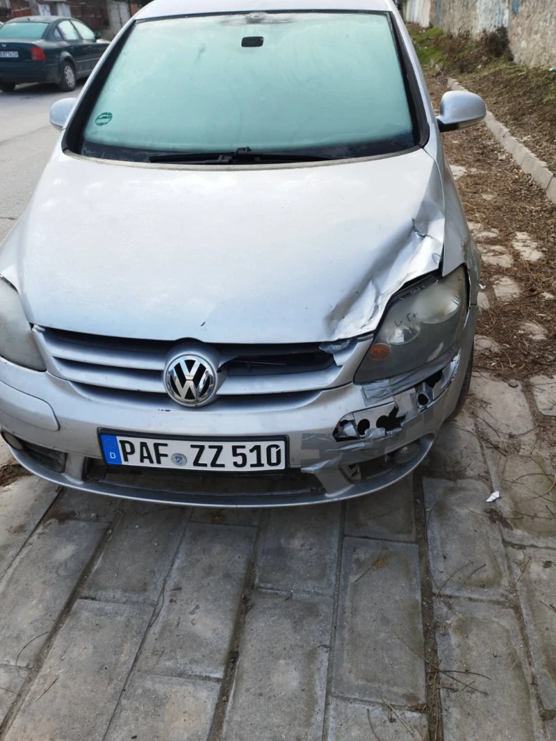 VW Golf Plus 5 бензин 2.0 FSI климатик нов внос , снимка 2 - Автомобили и джипове - 49022233