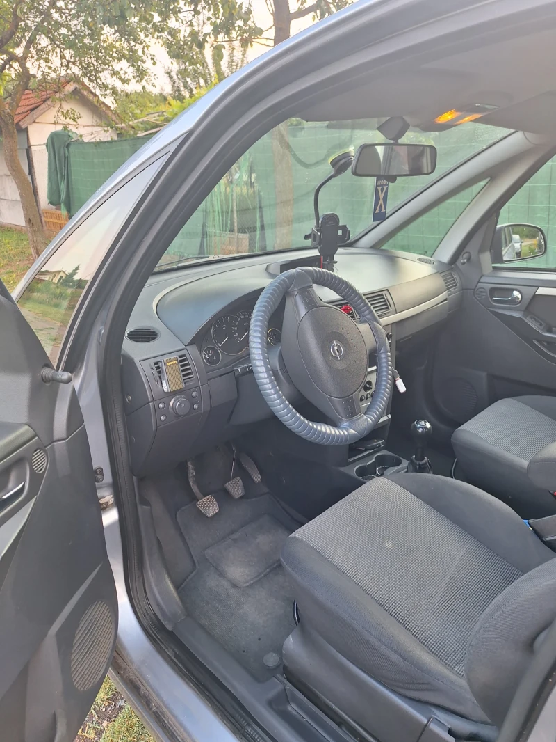 Opel Meriva, снимка 4 - Автомобили и джипове - 52309142