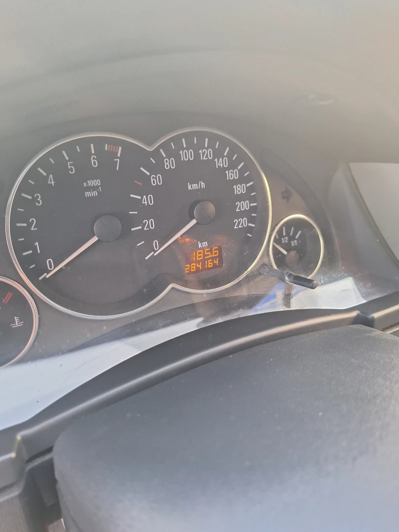 Opel Meriva, снимка 8 - Автомобили и джипове - 52309142